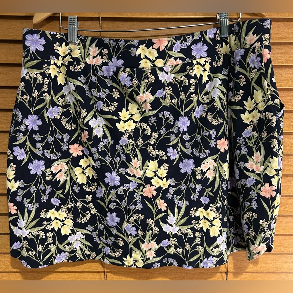 Croft & Barrow Colorful Floral Mini Skort - Picture 5 of 7